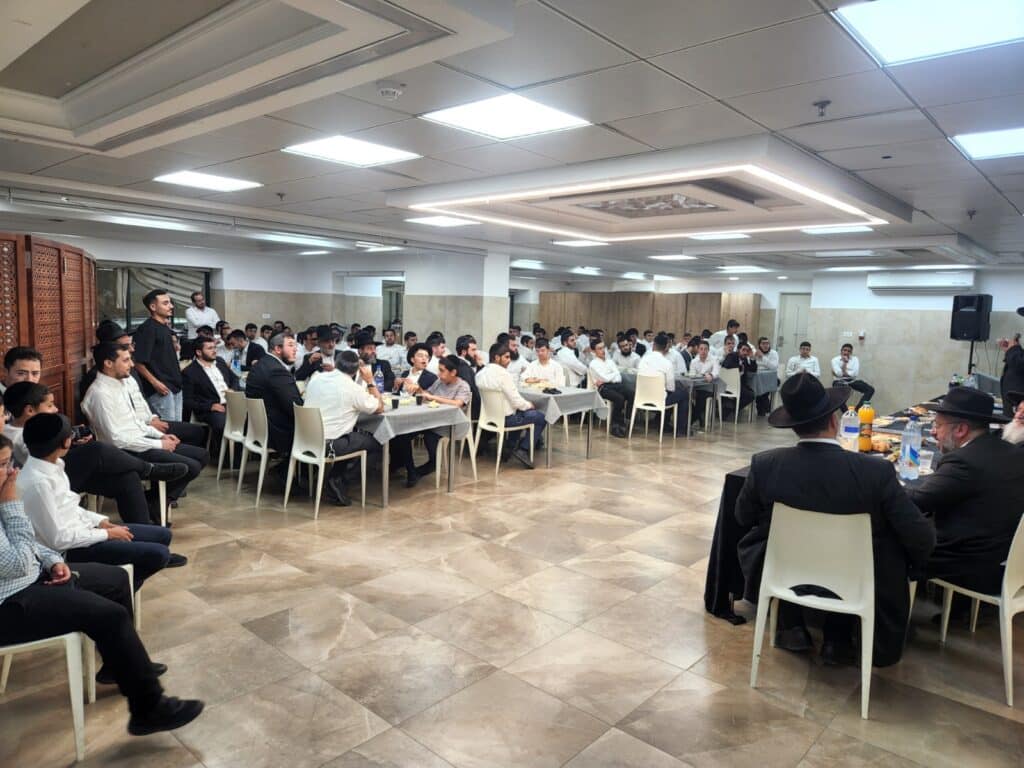 הגר"מ צדקה: "הטיפשים אומרים מי שבישיבה בית סוהר - להפך" הגר"מ צדקה: "הטיפשים אומרים מי שבישיבה בית סוהר - להפך"