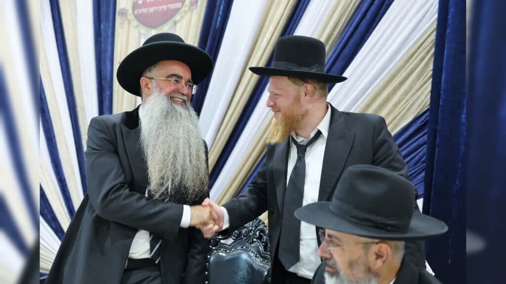 גלריה: הולבש בחלוקא דרבנן - רבה הראשון של חריש הוכתר גלריה: הולבש בחלוקא דרבנן - רבה הראשון של חריש הוכתר