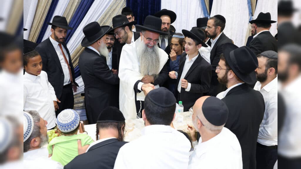 גלריה: הולבש בחלוקא דרבנן - רבה הראשון של חריש הוכתר גלריה: הולבש בחלוקא דרבנן - רבה הראשון של חריש הוכתר