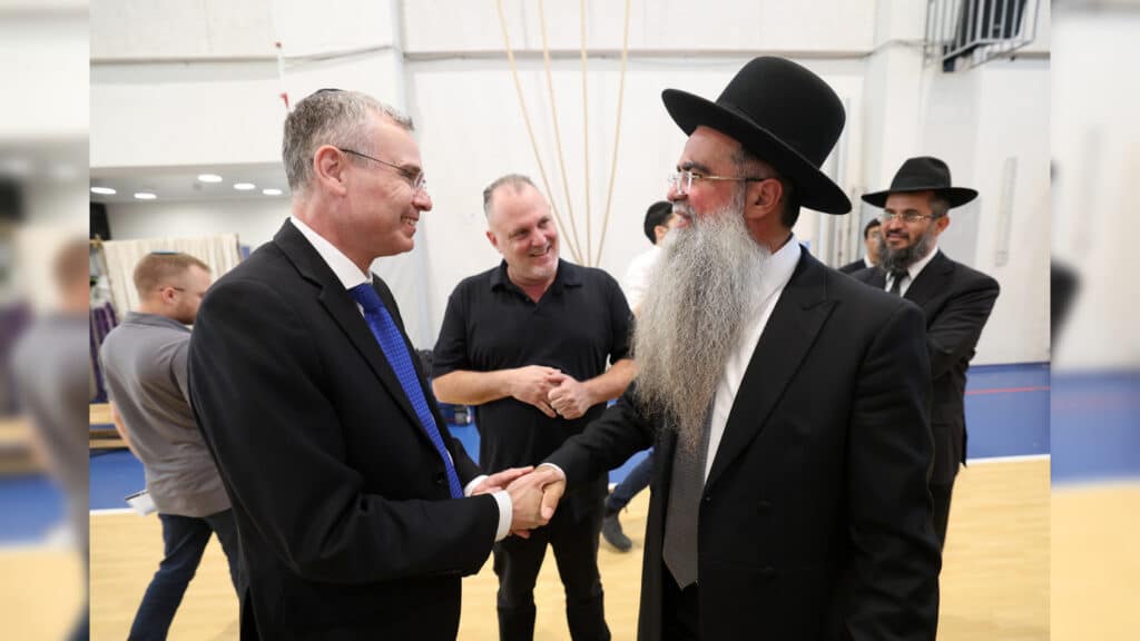 גלריה: הולבש בחלוקא דרבנן - רבה הראשון של חריש הוכתר גלריה: הולבש בחלוקא דרבנן - רבה הראשון של חריש הוכתר
