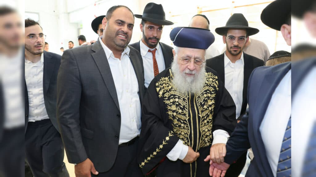 גלריה: הולבש בחלוקא דרבנן - רבה הראשון של חריש הוכתר גלריה: הולבש בחלוקא דרבנן - רבה הראשון של חריש הוכתר