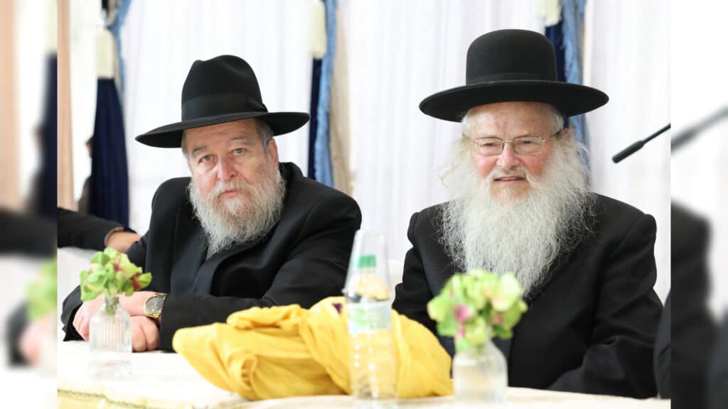 גלריה: הולבש בחלוקא דרבנן - רבה הראשון של חריש הוכתר גלריה: הולבש בחלוקא דרבנן - רבה הראשון של חריש הוכתר