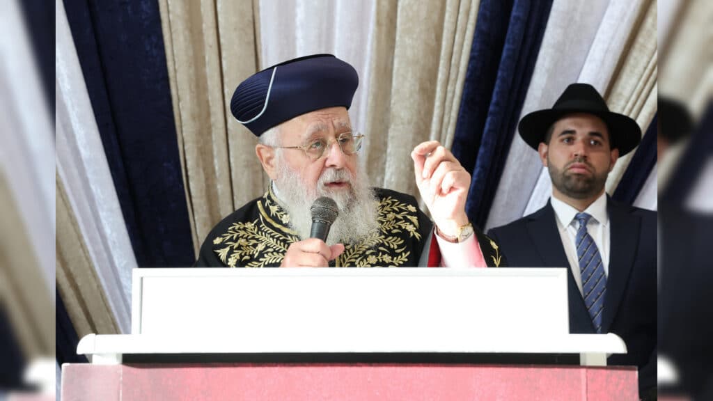 גלריה: הולבש בחלוקא דרבנן - רבה הראשון של חריש הוכתר גלריה: הולבש בחלוקא דרבנן - רבה הראשון של חריש הוכתר