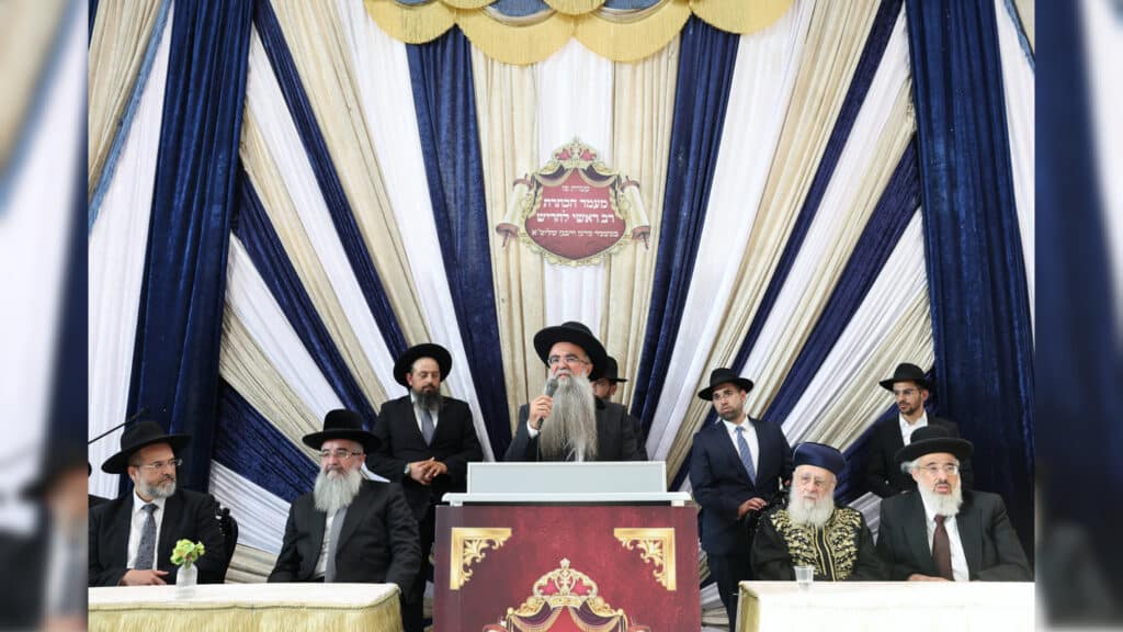 גלריה: הולבש בחלוקא דרבנן - רבה הראשון של חריש הוכתר גלריה: הולבש בחלוקא דרבנן - רבה הראשון של חריש הוכתר
