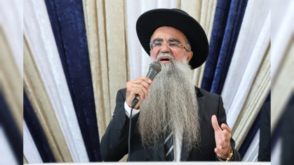 גלריה: הולבש בחלוקא דרבנן - רבה הראשון של חריש הוכתר גלריה: הולבש בחלוקא דרבנן - רבה הראשון של חריש הוכתר