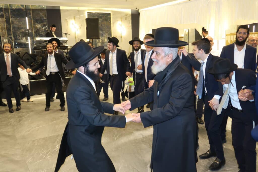 גלריה: שמחת נישואי נכדת פוסק עדת תימן הגר"י רצאבי גלריה: שמחת נישואי נכדת פוסק עדת תימן הגר"י רצאבי