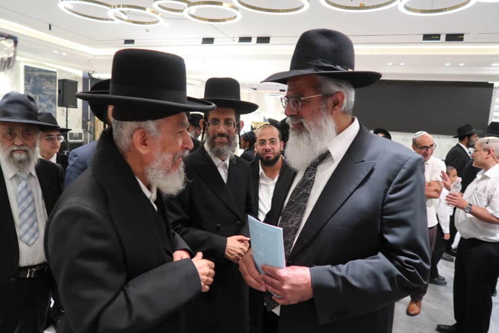 גלריה: שמחת נישואי נכדת פוסק עדת תימן הגר"י רצאבי גלריה: שמחת נישואי נכדת פוסק עדת תימן הגר"י רצאבי