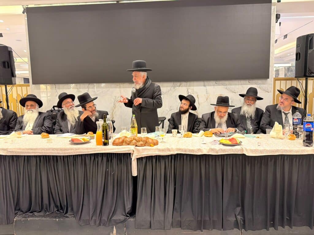 גלריה: שמחת נישואי נכדת פוסק עדת תימן הגר"י רצאבי גלריה: שמחת נישואי נכדת פוסק עדת תימן הגר"י רצאבי