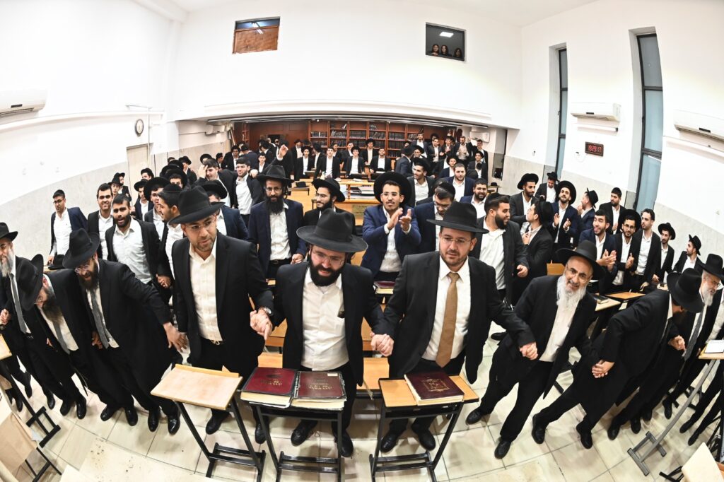 גלריה: נחנך היכל בית המדרש של ישיבת ״אור התלמוד״ גלריה: נחנך היכל בית המדרש של ישיבת ״אור התלמוד״