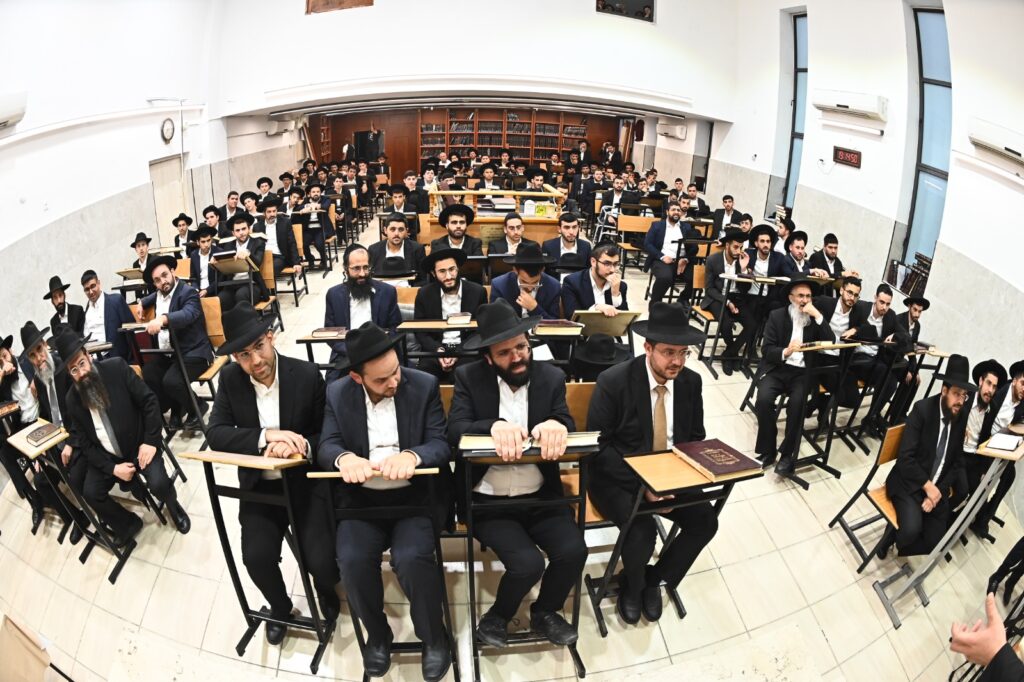 גלריה: נחנך היכל בית המדרש של ישיבת ״אור התלמוד״ גלריה: נחנך היכל בית המדרש של ישיבת ״אור התלמוד״