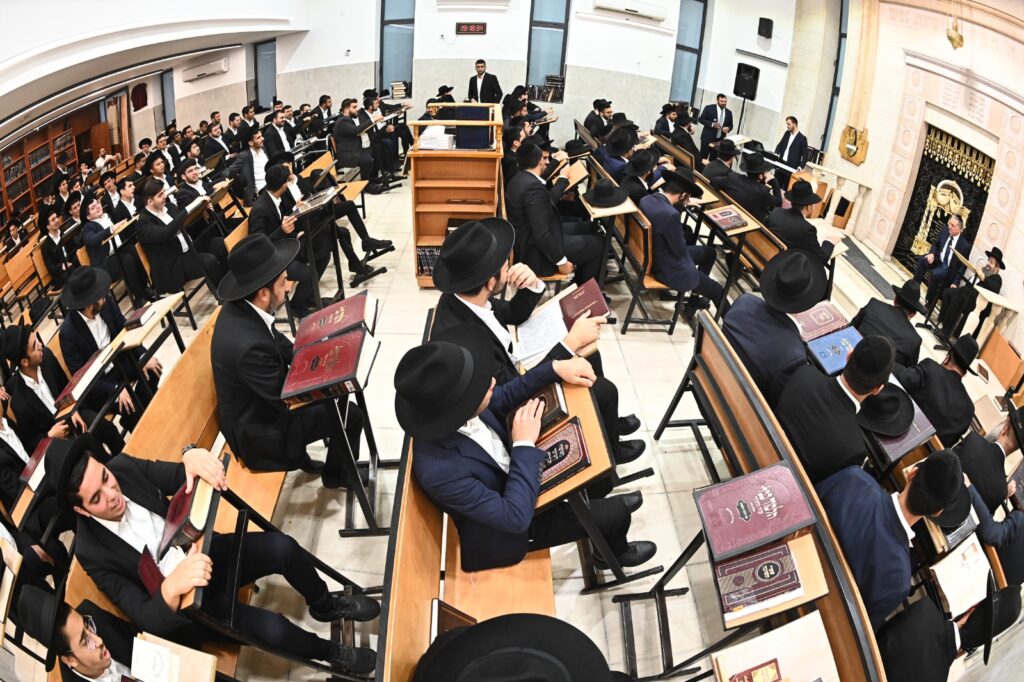 גלריה: נחנך היכל בית המדרש של ישיבת ״אור התלמוד״ גלריה: נחנך היכל בית המדרש של ישיבת ״אור התלמוד״