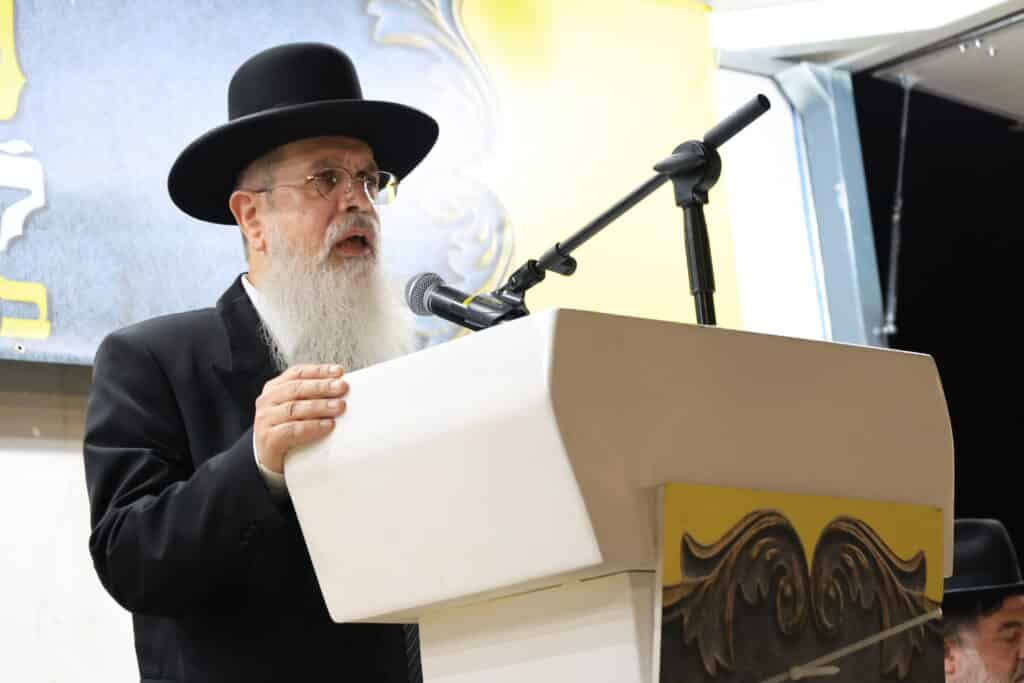 עצרת מחאה מול חומות כלא 10: "לא מעניינים אותם חיילים" עצרת מחאה מול חומות כלא 10: "לא מעניינים אותם חיילים"