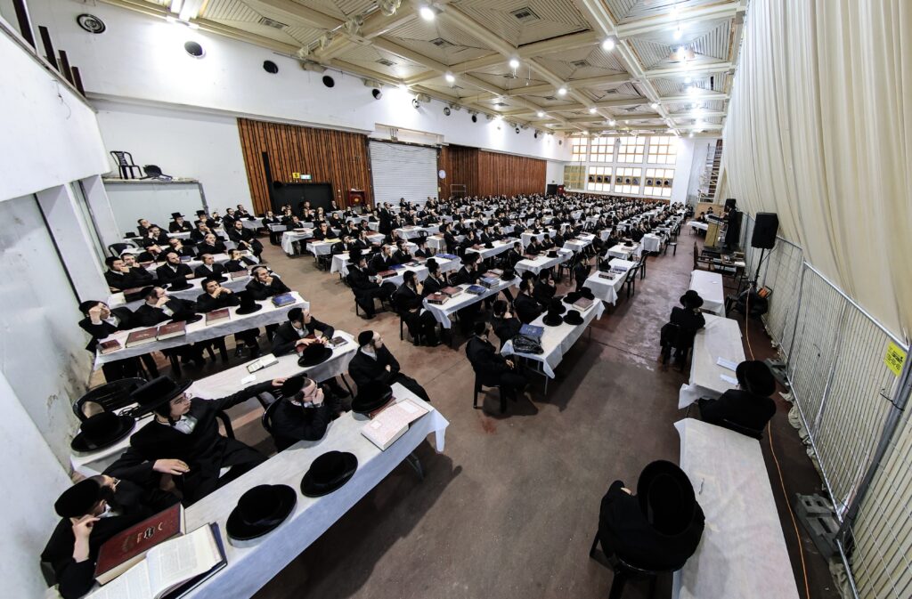 חזו חזו: ישיבות צאנז פתחו את 'זמן חורף' ברוב עם והדר חזו חזו: ישיבות צאנז פתחו את 'זמן חורף' ברוב עם והדר