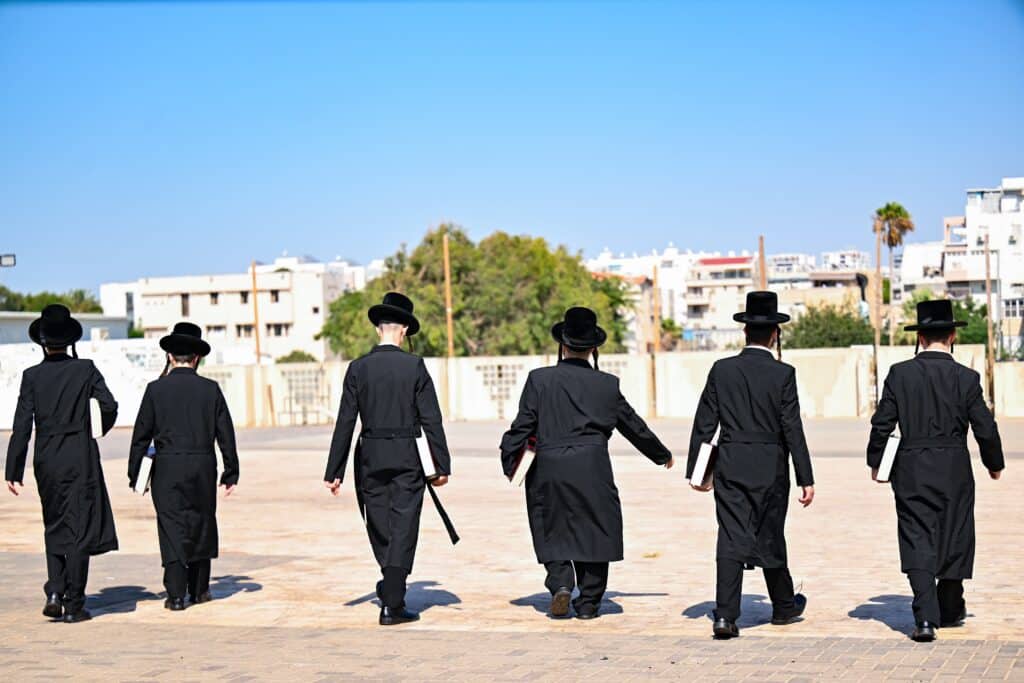 חזו חזו: ישיבות צאנז פתחו את 'זמן חורף' ברוב עם והדר חזו חזו: ישיבות צאנז פתחו את 'זמן חורף' ברוב עם והדר
