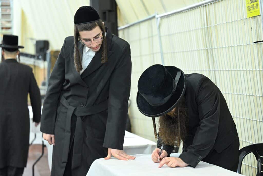 חזו חזו: ישיבות צאנז פתחו את 'זמן חורף' ברוב עם והדר חזו חזו: ישיבות צאנז פתחו את 'זמן חורף' ברוב עם והדר