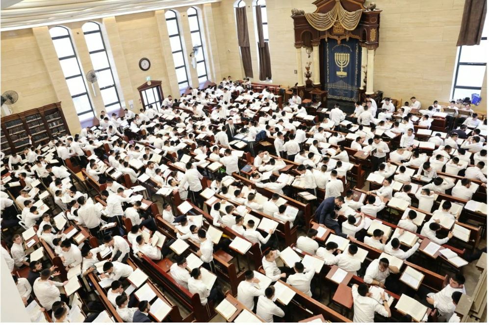 פתיחת זמן אלול בישיבת שערי שמועות בראשות הגאון רבי אריה שפירא שליט"א פתיחת זמן אלול בישיבת שערי שמועות בראשות הגאון רבי אריה שפירא שליט"א