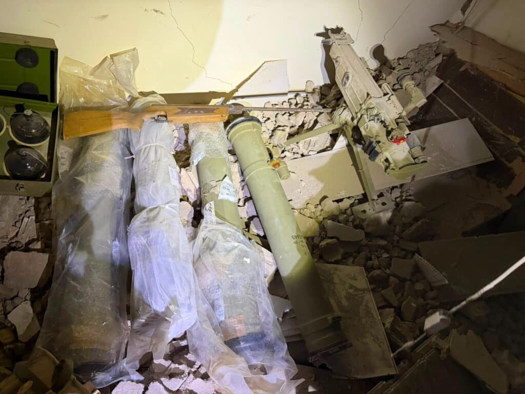 כלי נשק, טילי נ"ט ורקטות: מה נמצא בפיר של חיזבאללה כלי נשק, טילי נ"ט ורקטות: מה נמצא בפיר של חיזבאללה