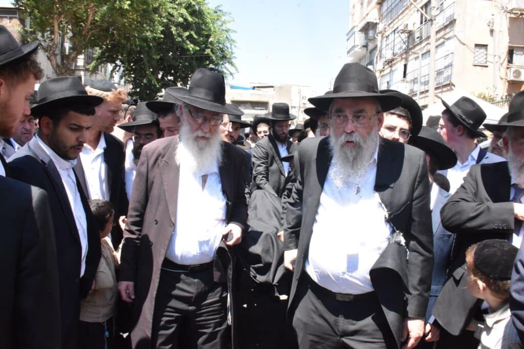 במעמד גדולי ישראל: בתו של מרן הגרי"ש אלישיב הובאה למנוחות במעמד גדולי ישראל: בתו של מרן הגרי"ש אלישיב הובאה למנוחות