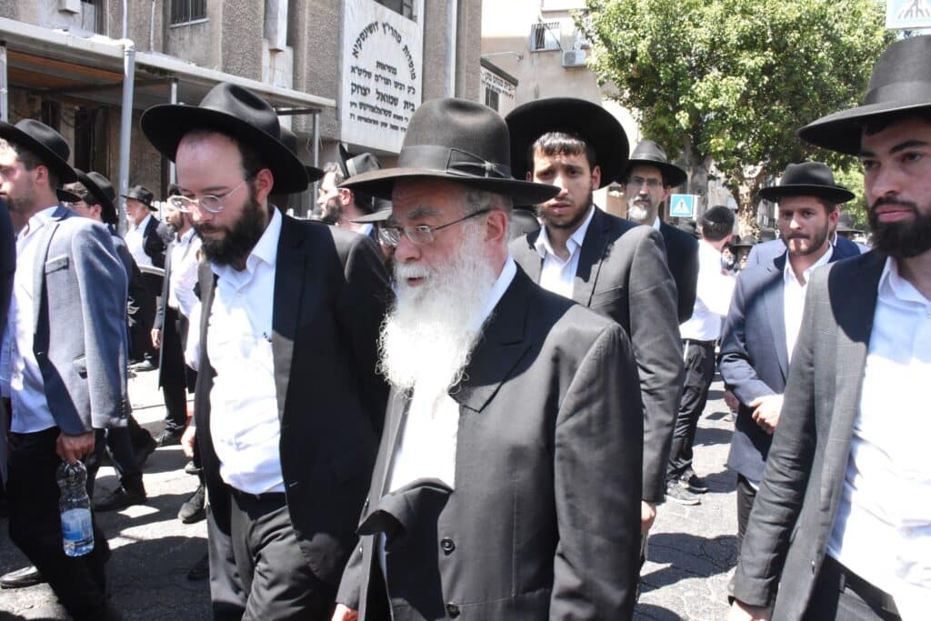 במעמד גדולי ישראל: בתו של מרן הגרי"ש אלישיב הובאה למנוחות במעמד גדולי ישראל: בתו של מרן הגרי"ש אלישיב הובאה למנוחות