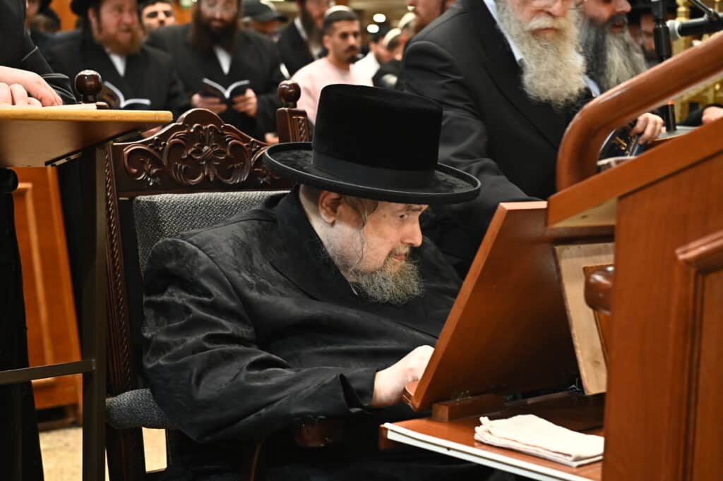 אלפי מתחזקים במעמד סליחות היסטורי בבית המדרש בעלזא בירושלים אלפי מתחזקים במעמד סליחות היסטורי בבית המדרש בעלזא בירושלים
