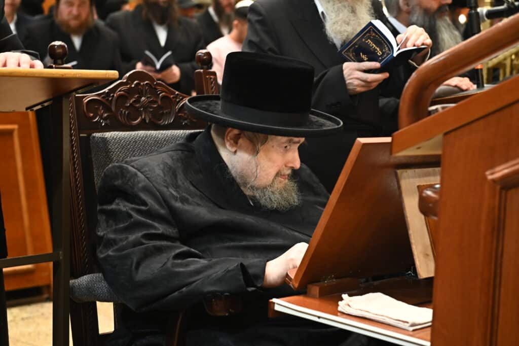 אלפי מתחזקים במעמד סליחות היסטורי בבית המדרש בעלזא בירושלים אלפי מתחזקים במעמד סליחות היסטורי בבית המדרש בעלזא בירושלים