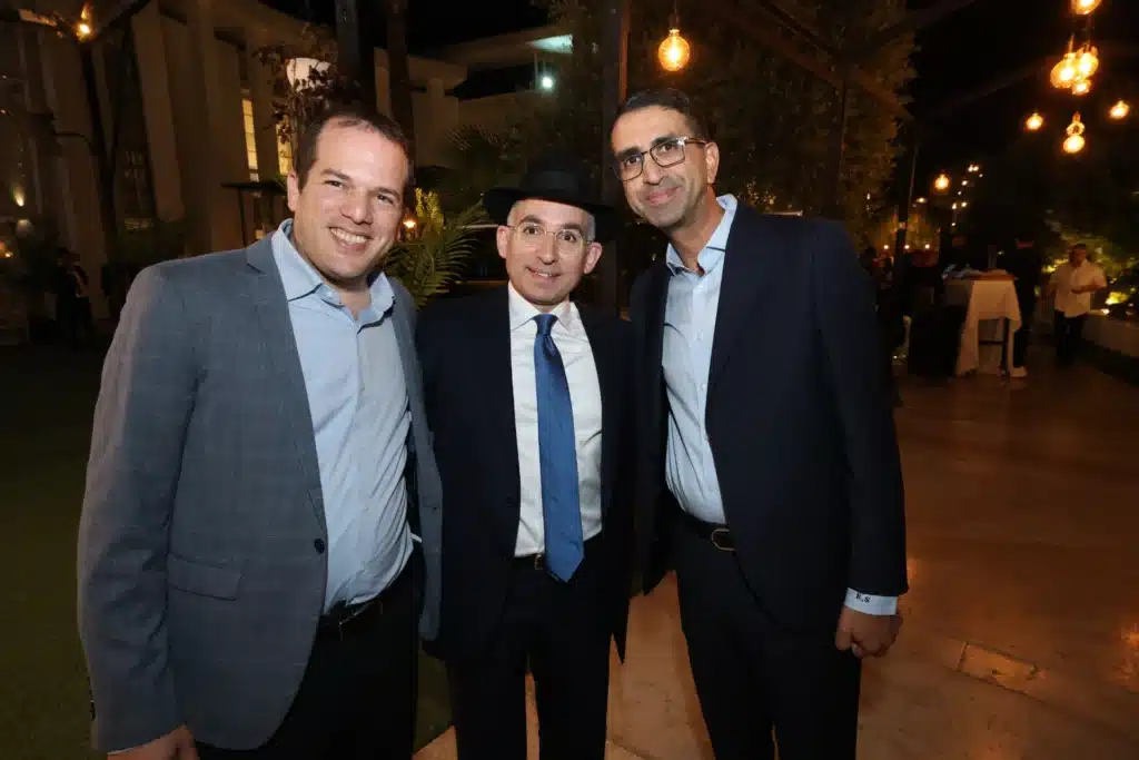 גלריה: מנכ"ל משרד הפנים חגג בר מצווה לבנו - כולם התייצבו גלריה: מנכ"ל משרד הפנים חגג בר מצווה לבנו - כולם התייצבו