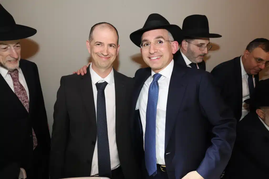 גלריה: מנכ"ל משרד הפנים חגג בר מצווה לבנו - כולם התייצבו גלריה: מנכ"ל משרד הפנים חגג בר מצווה לבנו - כולם התייצבו