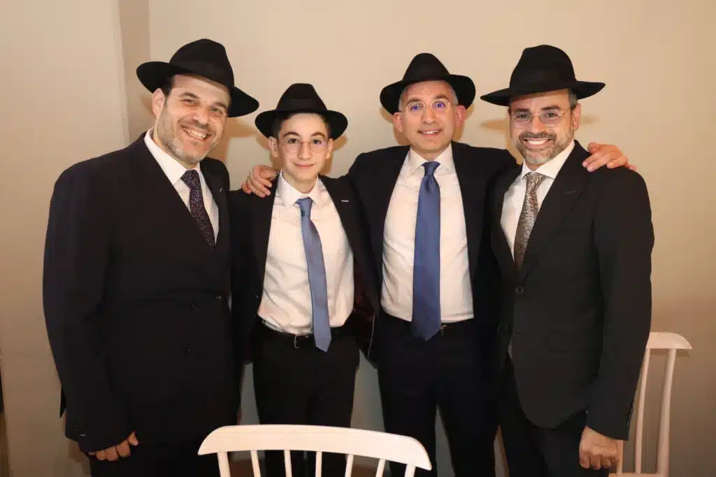 גלריה: מנכ"ל משרד הפנים חגג בר מצווה לבנו - כולם התייצבו גלריה: מנכ"ל משרד הפנים חגג בר מצווה לבנו - כולם התייצבו