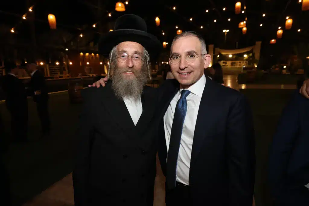 גלריה: מנכ"ל משרד הפנים חגג בר מצווה לבנו - כולם התייצבו גלריה: מנכ"ל משרד הפנים חגג בר מצווה לבנו - כולם התייצבו
