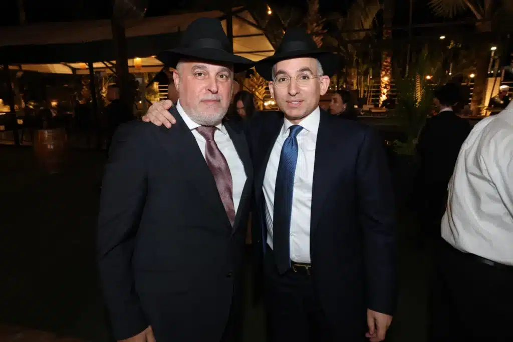 גלריה: מנכ"ל משרד הפנים חגג בר מצווה לבנו - כולם התייצבו גלריה: מנכ"ל משרד הפנים חגג בר מצווה לבנו - כולם התייצבו