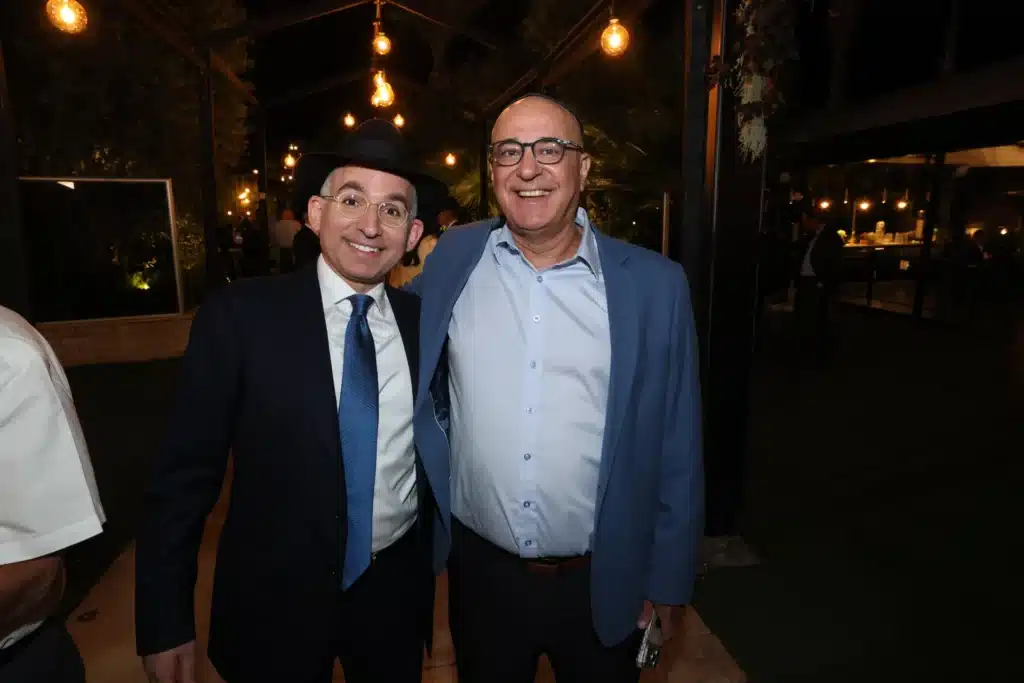 גלריה: מנכ"ל משרד הפנים חגג בר מצווה לבנו - כולם התייצבו גלריה: מנכ"ל משרד הפנים חגג בר מצווה לבנו - כולם התייצבו