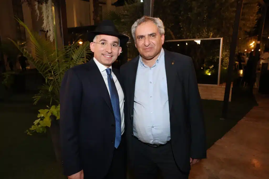 גלריה: מנכ"ל משרד הפנים חגג בר מצווה לבנו - כולם התייצבו גלריה: מנכ"ל משרד הפנים חגג בר מצווה לבנו - כולם התייצבו