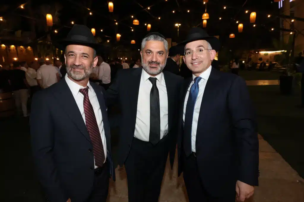 גלריה: מנכ"ל משרד הפנים חגג בר מצווה לבנו - כולם התייצבו גלריה: מנכ"ל משרד הפנים חגג בר מצווה לבנו - כולם התייצבו