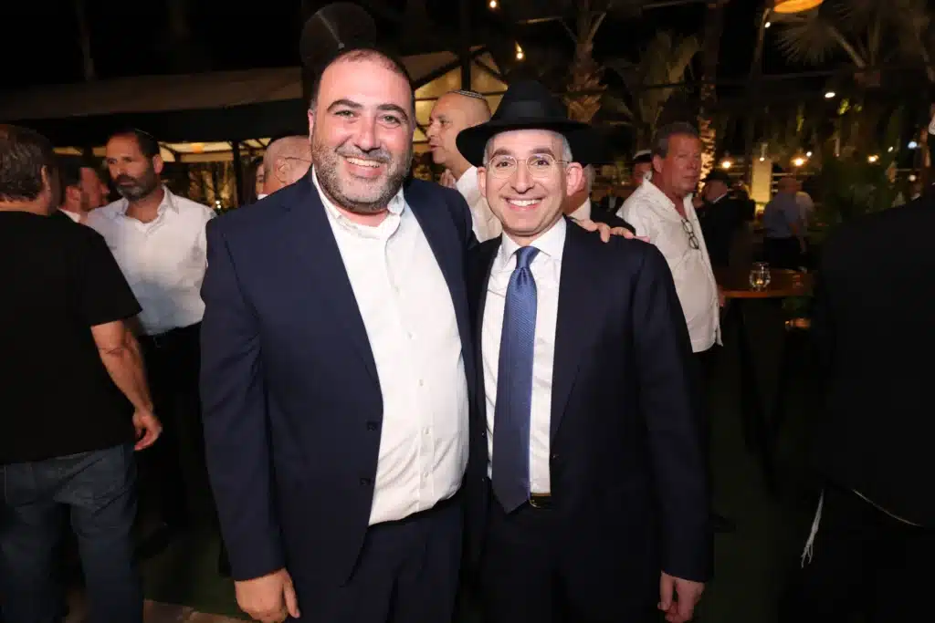 גלריה: מנכ"ל משרד הפנים חגג בר מצווה לבנו - כולם התייצבו גלריה: מנכ"ל משרד הפנים חגג בר מצווה לבנו - כולם התייצבו