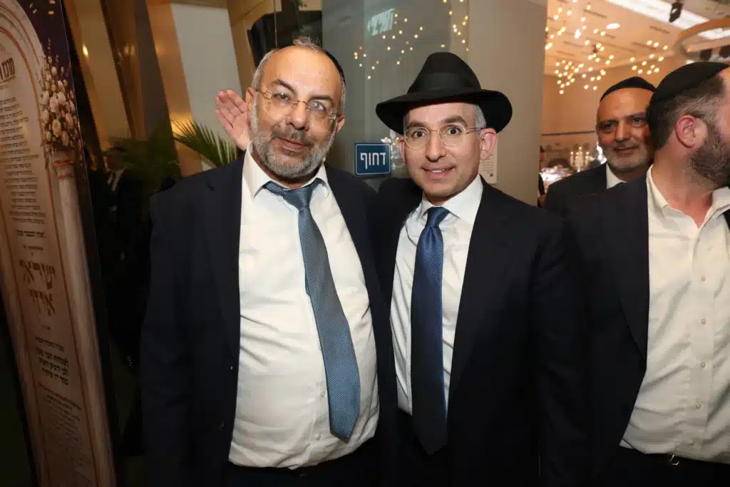 גלריה: מנכ"ל משרד הפנים חגג בר מצווה לבנו - כולם התייצבו גלריה: מנכ"ל משרד הפנים חגג בר מצווה לבנו - כולם התייצבו