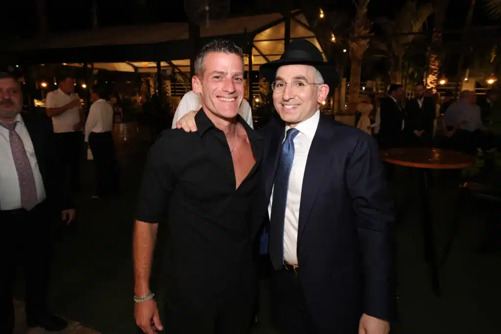 גלריה: מנכ"ל משרד הפנים חגג בר מצווה לבנו - כולם התייצבו גלריה: מנכ"ל משרד הפנים חגג בר מצווה לבנו - כולם התייצבו