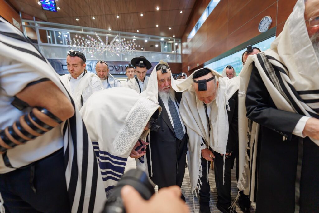 עצרת אלפים במקסיקו במהלך מסע "קרן עולם התורה" עצרת אלפים במקסיקו במהלך מסע "קרן עולם התורה"