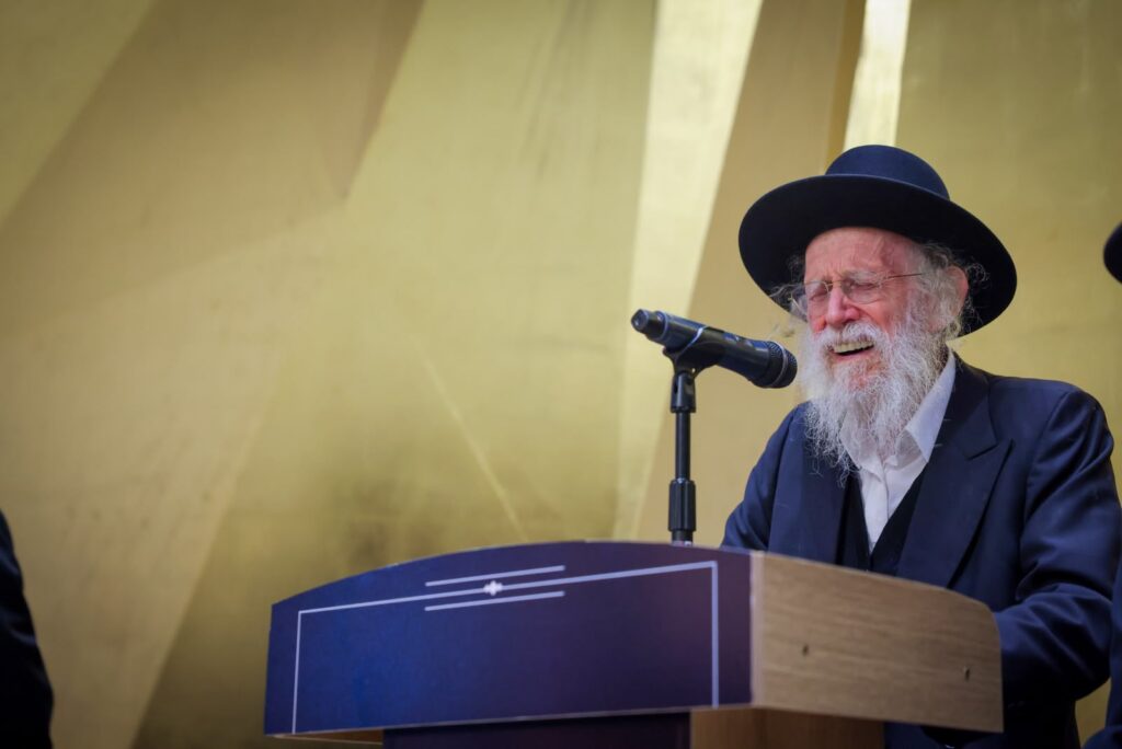 עצרת אלפים במקסיקו במהלך מסע "קרן עולם התורה" עצרת אלפים במקסיקו במהלך מסע "קרן עולם התורה"
