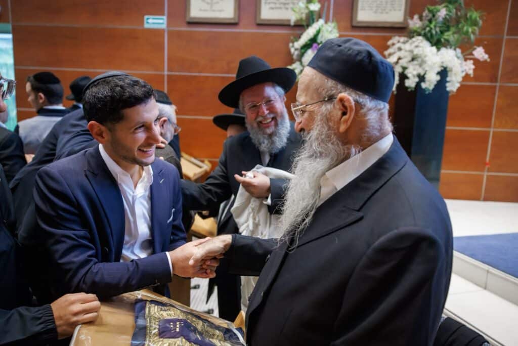 עצרת אלפים במקסיקו במהלך מסע "קרן עולם התורה" עצרת אלפים במקסיקו במהלך מסע "קרן עולם התורה"
