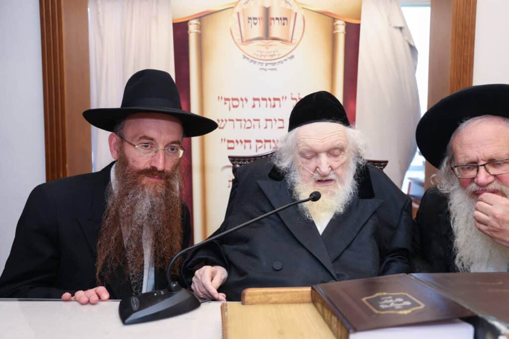 גלריה: האברכים עלו להתברך במעונם של גדולי ישראל גלריה: האברכים עלו להתברך במעונם של גדולי ישראל