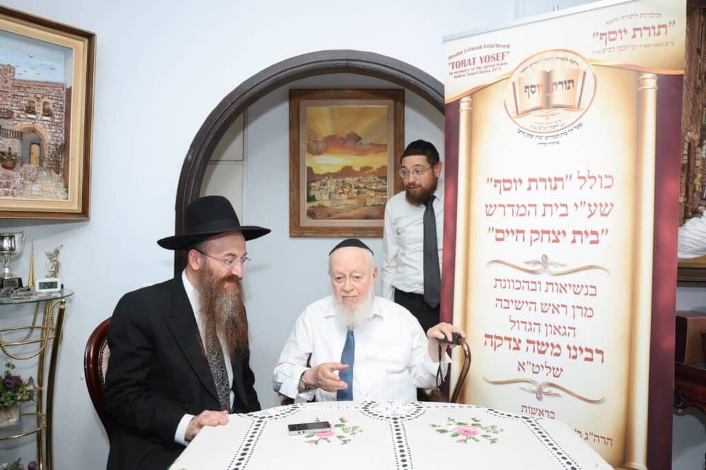גלריה: האברכים עלו להתברך במעונם של גדולי ישראל גלריה: האברכים עלו להתברך במעונם של גדולי ישראל