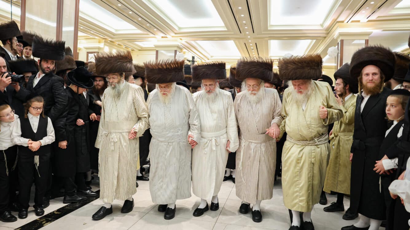 שמחת נישואי בת זקוניו של כ"ק אדמו"ר מקאסאן שליט"א