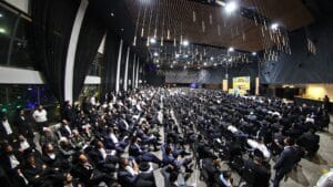 אלפים בכינוס בטבריה: הקריאה להתחזק מול אתגרי הטכנולוגיה