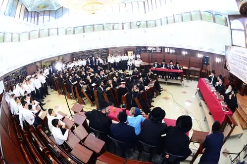 הגר"י שפרונג מונה לר"מ שיעור א' בישיבת "דעת אהרון"
