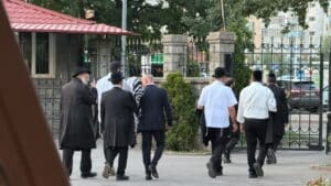 אלפים נוהרים לקזחסטן לרגל הילולת אבי הרבי מליובאוויטש
