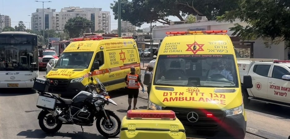 אסון במסוף האוטובוסים: אישה נלכדה מתחת לאוטובוס ונהרגה