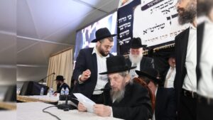 זעקת מנהיג הדור נגד רדיפת לומדי התורה