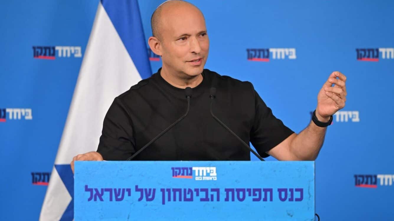 בנט מציע: להפוך את המשוואה על איראן