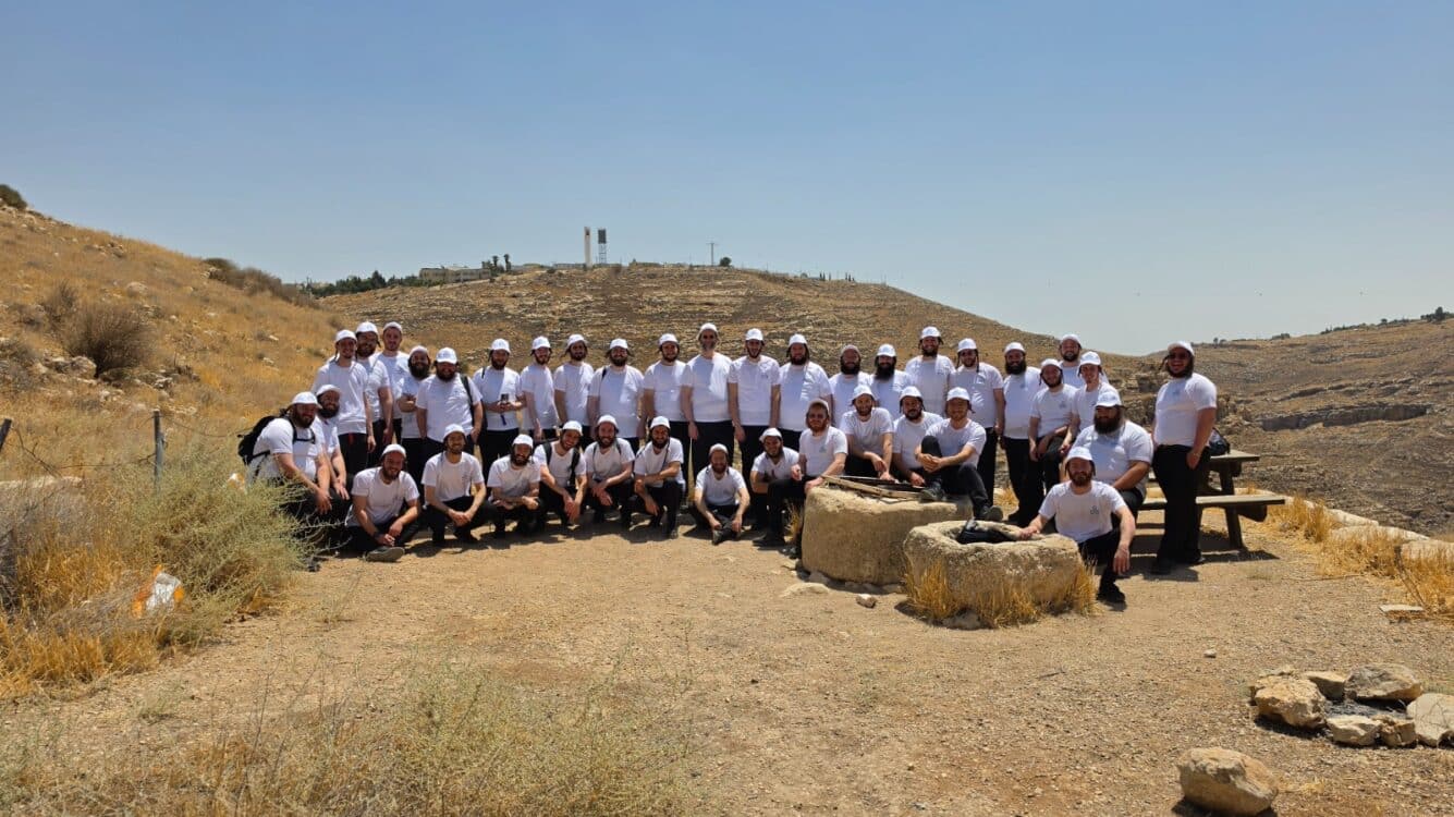 'הגזלנים הקדושים' יצאו ליום אתגרי לקראת הנסיעה לאומן
