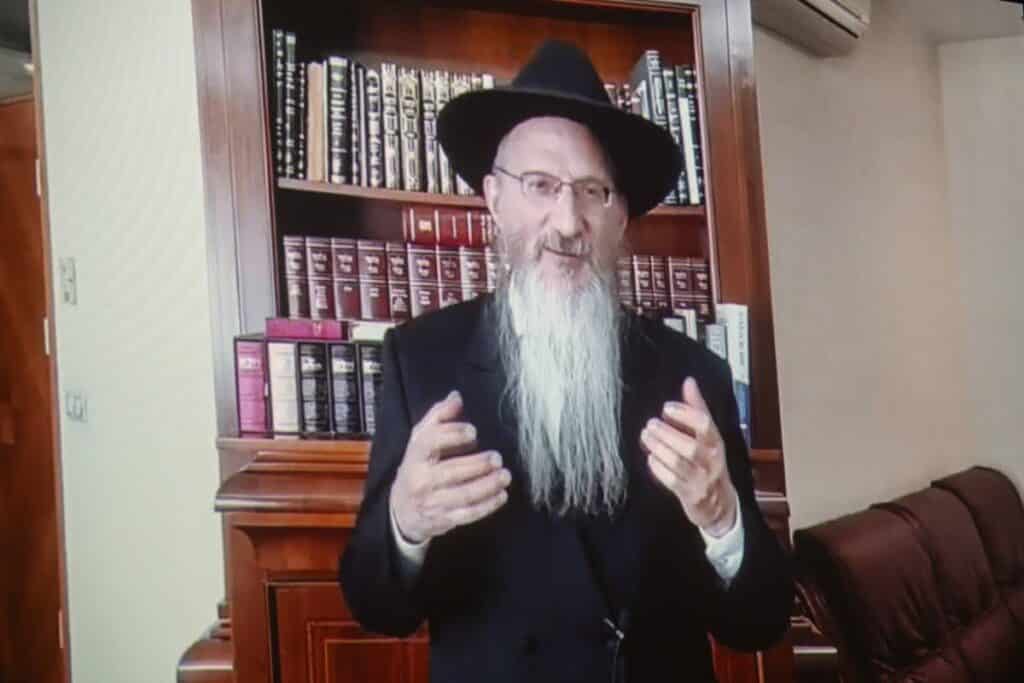מעמד מרומם לרגל סיום שנת הלימודים בישיבה לצעירים במוסקבה מעמד מרומם לרגל סיום שנת הלימודים בישיבה לצעירים במוסקבה